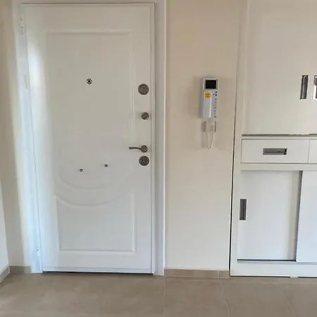 アパート Duplex Near The Cleopatra Beach In